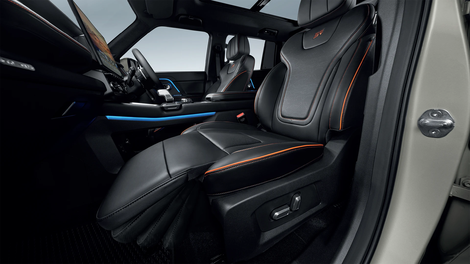 T1 Features Front Passenger Power Seat with Leg Rest