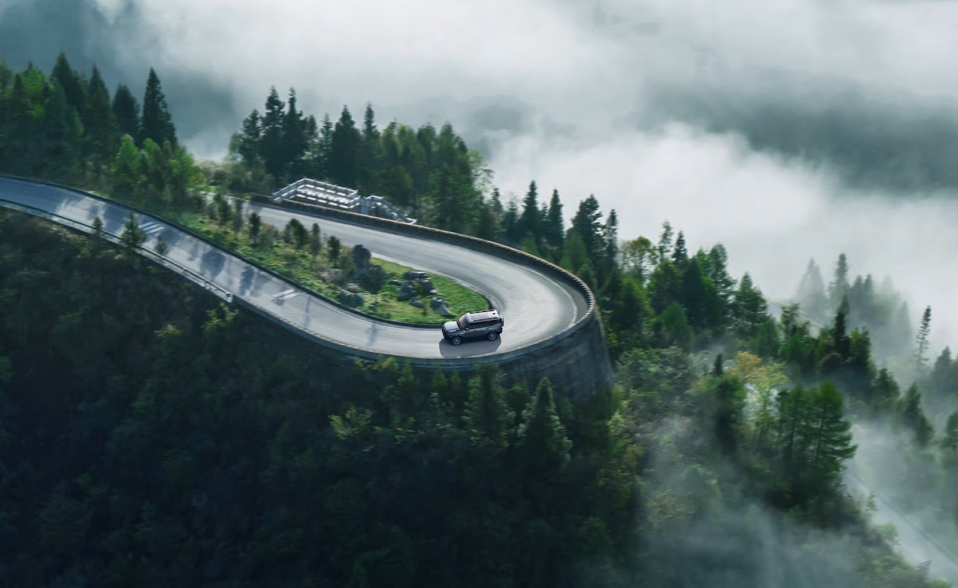 Up to 1,200km<br>Combined Driving Range